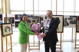 Dr. Öğr. Üyesi Semra KILIÇ KARATAY Tuz Olmak Kişisel Keçe Sergisi