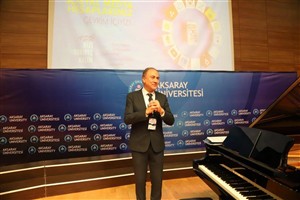 İtalyan müzisyen Angelo Martino ASÜ’de piyano resitali sundu