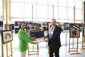 Dr. Öğr. Üyesi Semra KILIÇ KARATAY Tuz Olmak Kişisel Keçe Sergisi