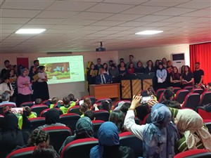 Çocuklar İçin Dört El Piyano Dinletisi